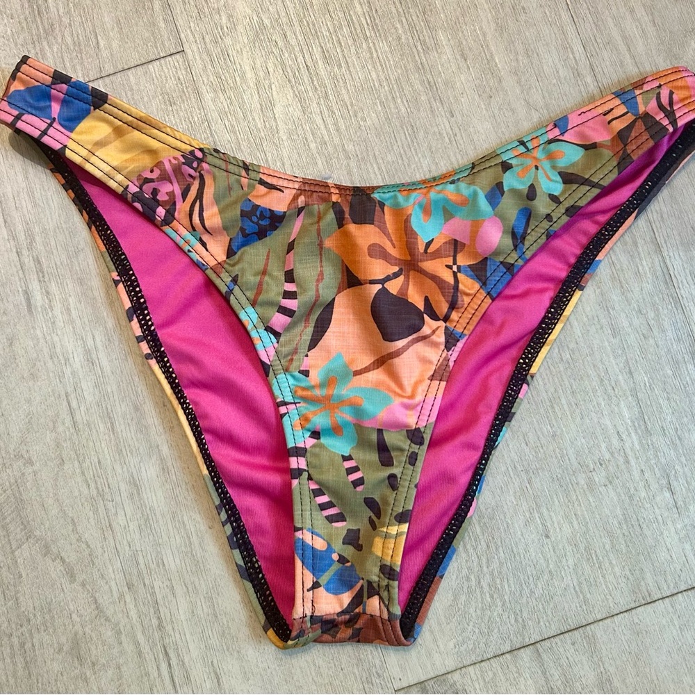 Billabong Tropical Floral Bikini Bottom